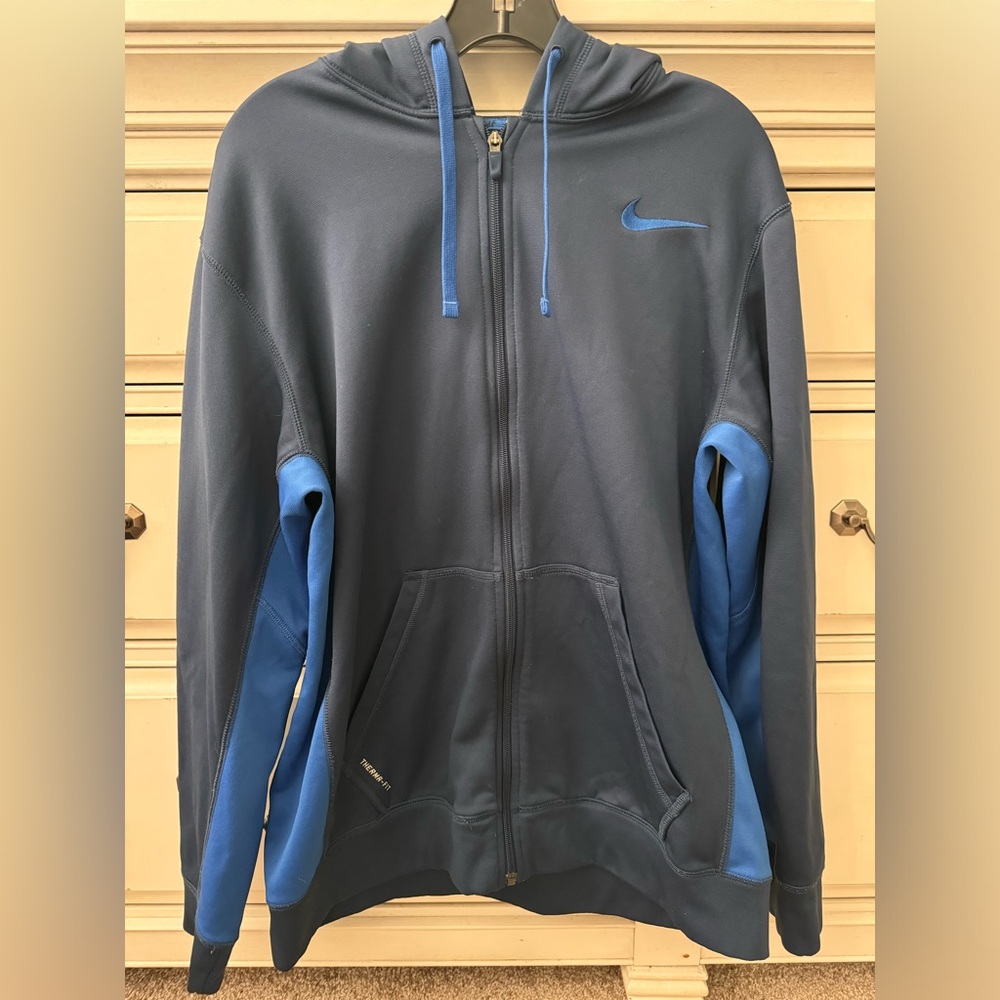 NIKE MENS JACKET 🥶
